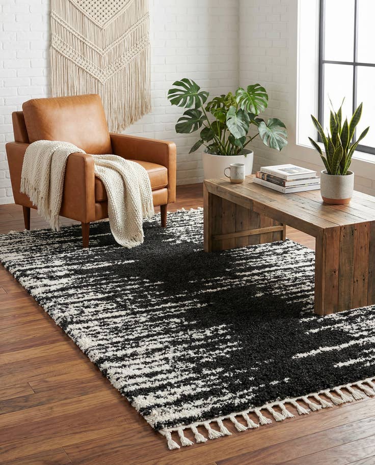 Detail image of 5' 3 x 8' Serenity Shag Rug