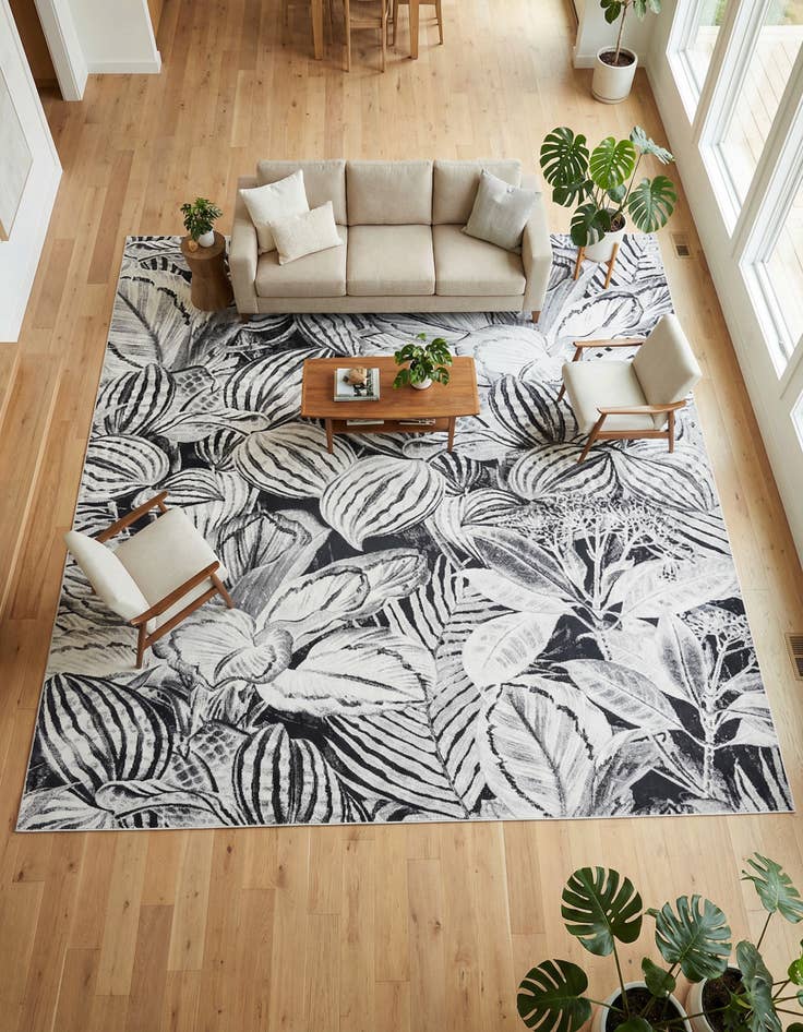 Detail image of 10' x 10' Blossom Square Rug