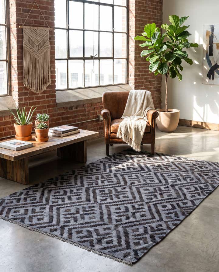 4' x 5' 10 Hand Woven Kilim Modern Wool Rug