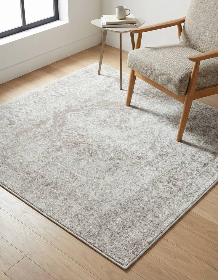 Detail image of 4' x 4' Oxford Square Rug