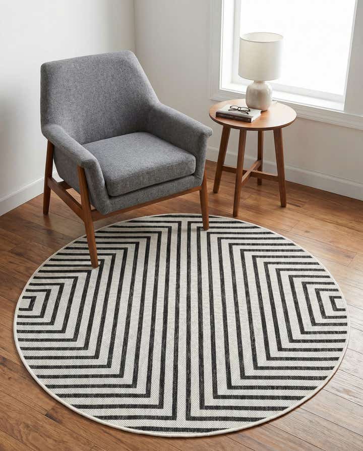 4' x 4' Easy-Clean Modern Indoor / Outdoor Round Rug
