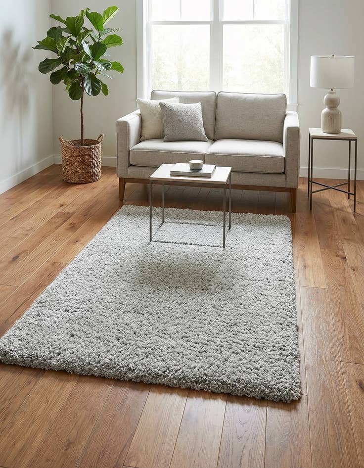 Detail image of 3' 2 x 5' 2 Zermatt Shag Rug