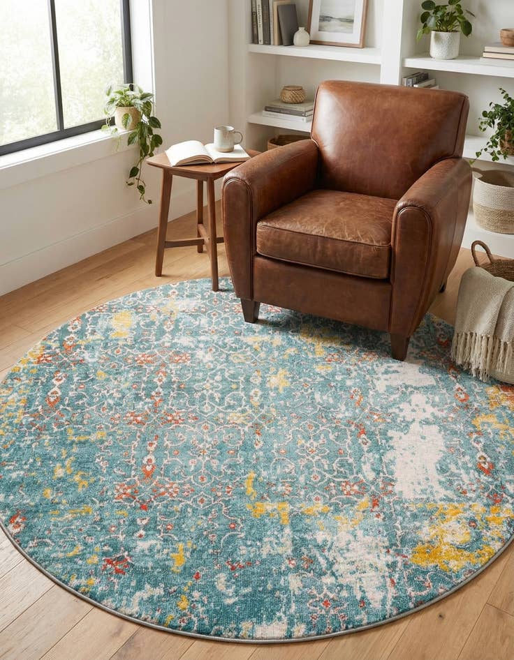 Detail image of 5' 5 x 5' 5 Santiago Round Rug