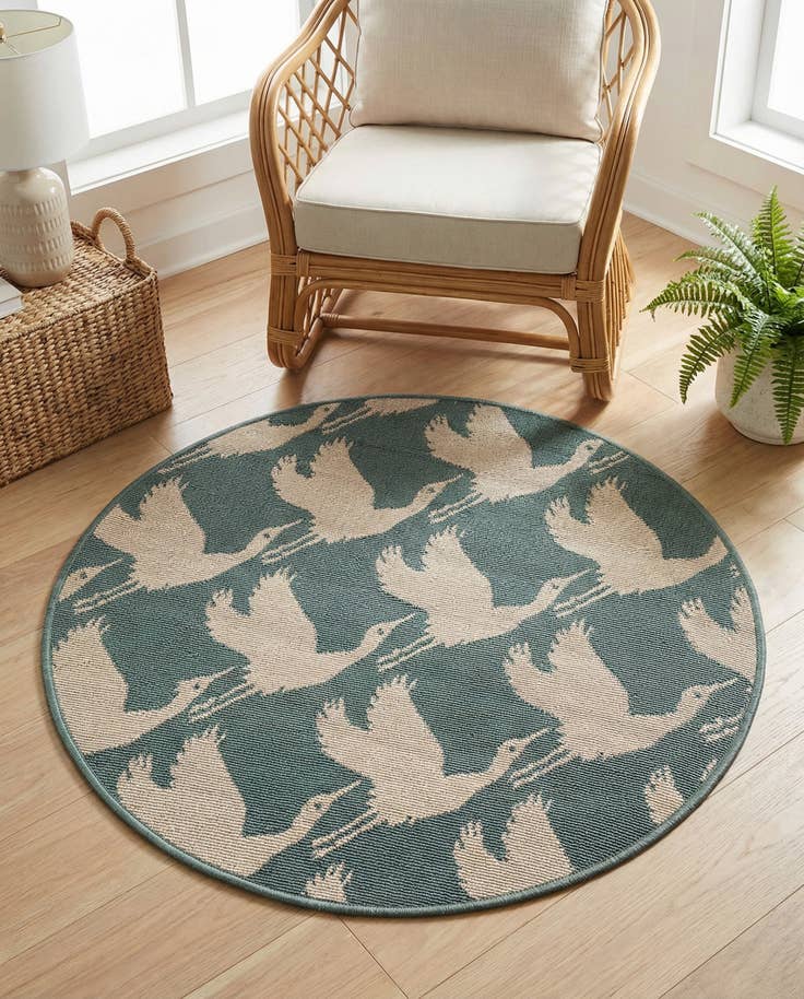 Detail image of 3' x 3' Easy-Clean Coastal Indoor / Outdoor Round Rug