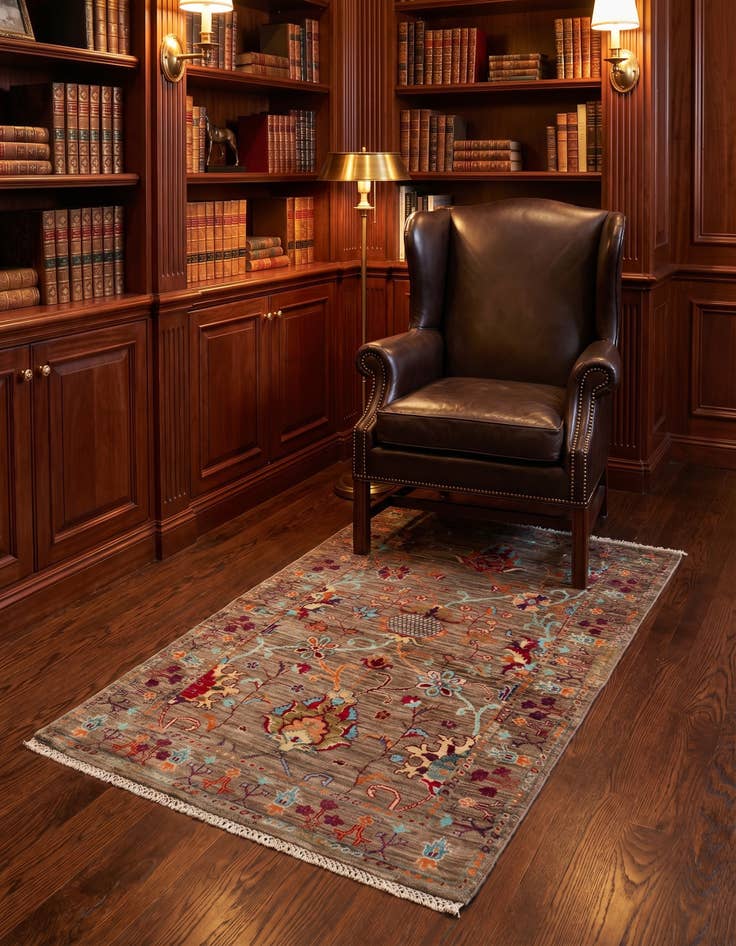 Detail image of 3' 1 x 4' 11 Hand Knotted Ariana Ziegler Rug