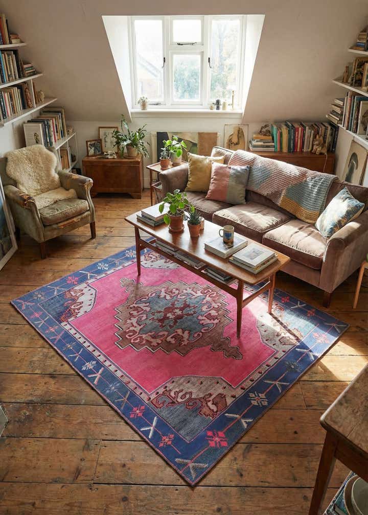 7' 10 x 7' 10 Washable Timeless Square Rug
