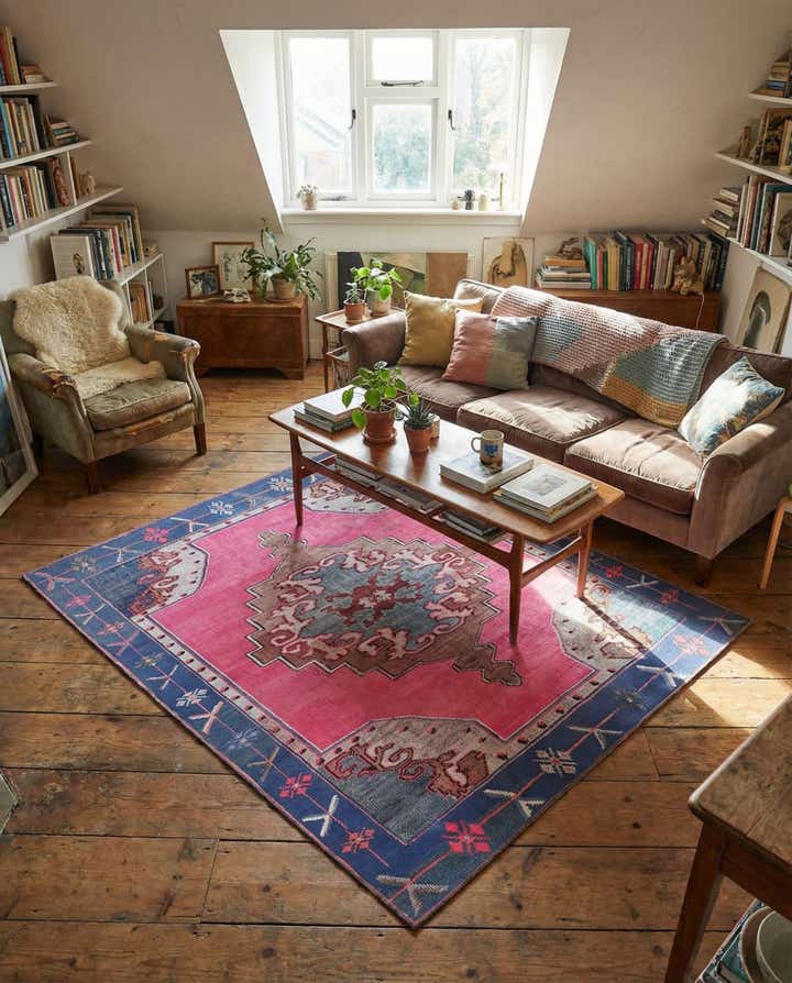 7' 10 x 7' 10 Washable Timeless Square Rug