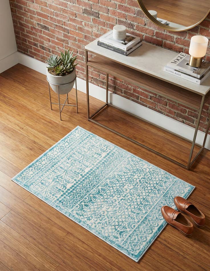 Detail image of Jill Zarin 2' x 3' Uptown Cloisters Rug