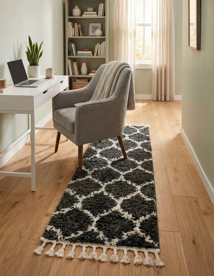 Detail image of 2' 2 x 6' Athena Shag Runner Rug