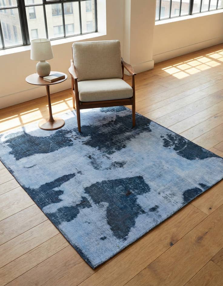 Detail image of 4' x 5' 2 Hand Knotted Ultra Vintage Persian Wool Square Rug