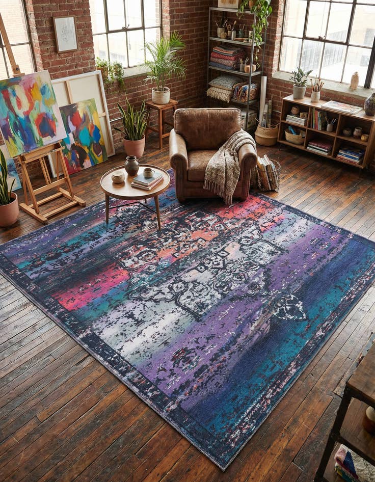 Detail image of 7' 10 x 7' 10  Washable Renaissance Square Rug