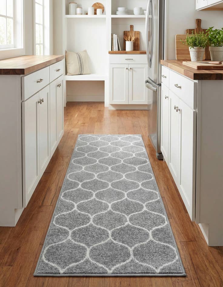 Detail image of 2' x 6' Lattice Frieze Runner Rug