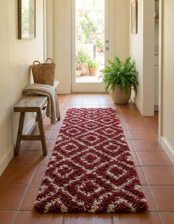 Detail image of 2' x 5' Lattice Shag Runner Rug