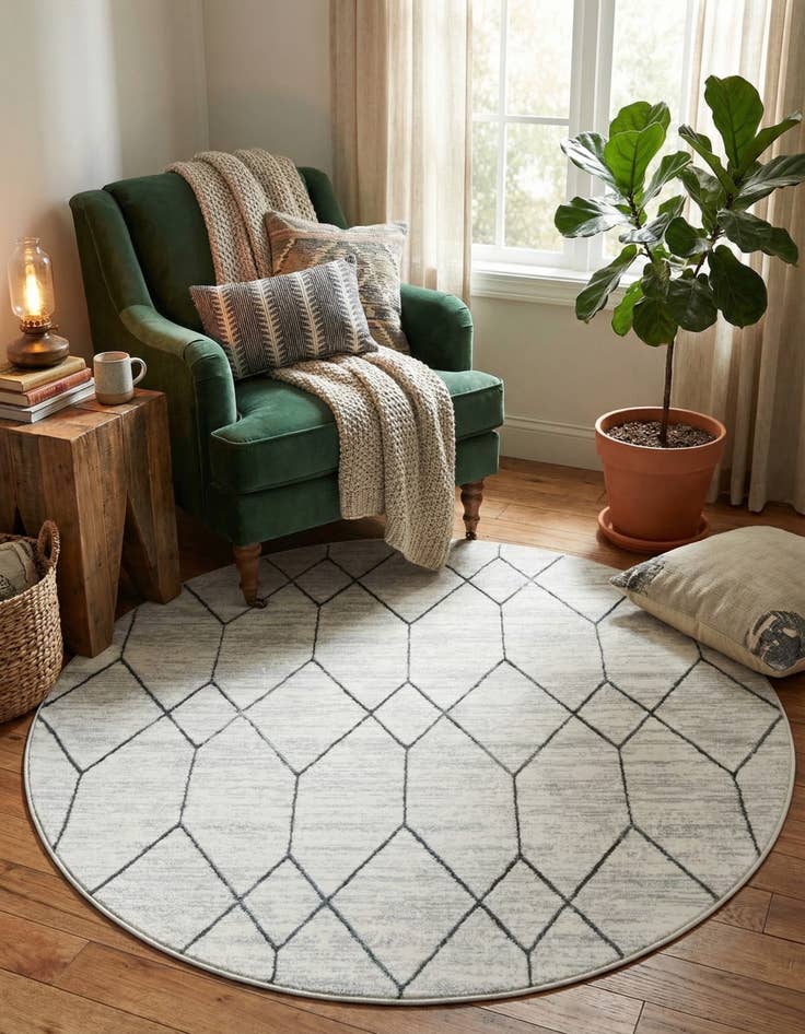 Detail image of  5' x 5' Lattice Trellis Round Rug