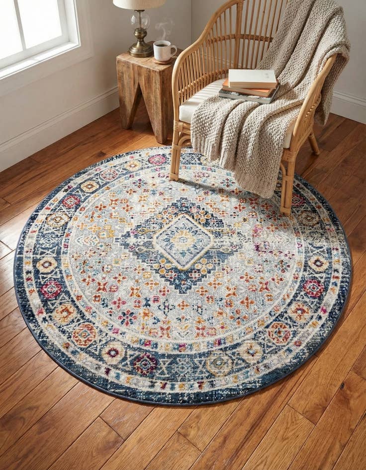 Detail image of 3' 7 x 3' 7 Budapest Round Rug