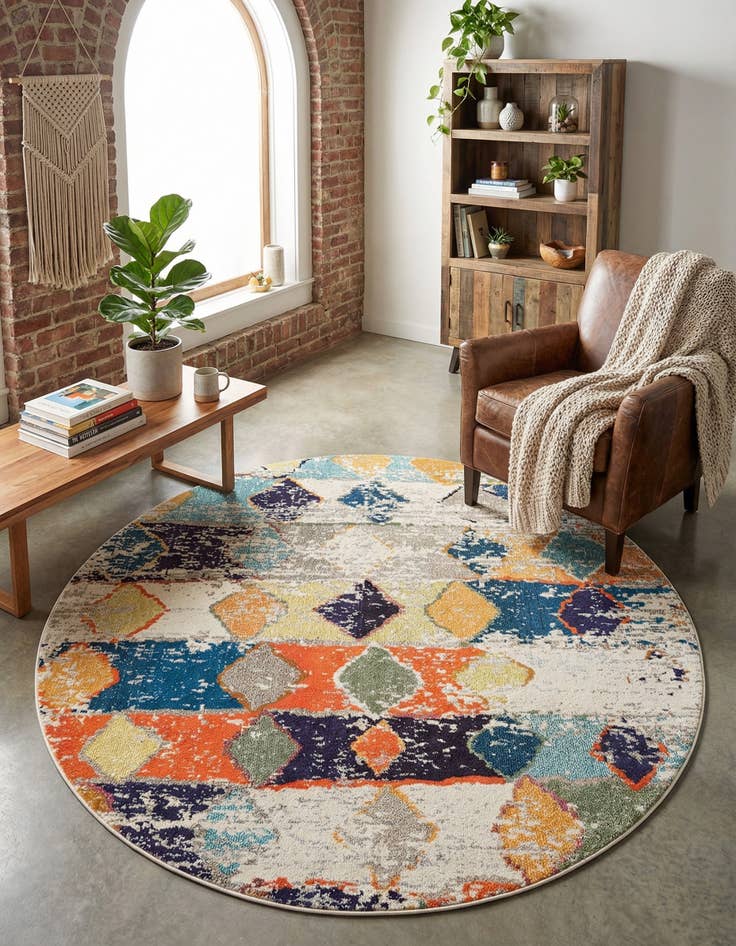 Detail image of 7' x 7'  Washable Vivid Round Rug