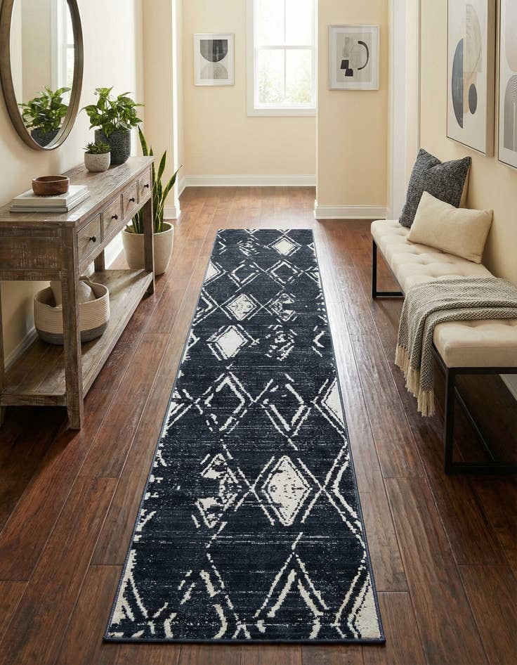 Detail image of 2' 7 x 14' Uptown Carnegie Hill Runner Rug