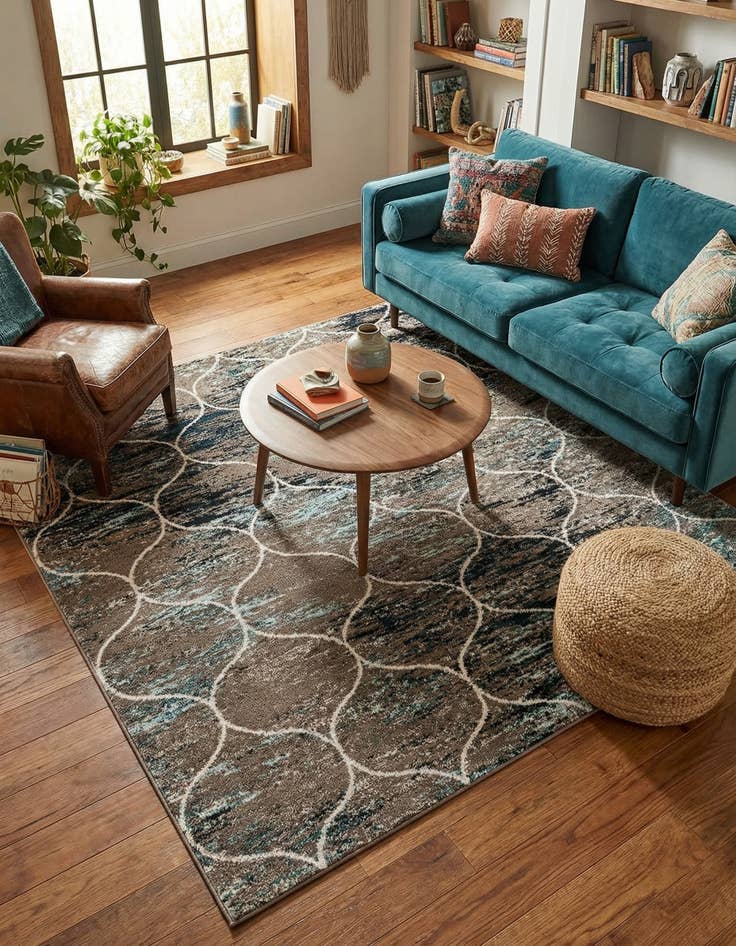 Detail image of 7' x 7' Lattice Frieze Square Rug