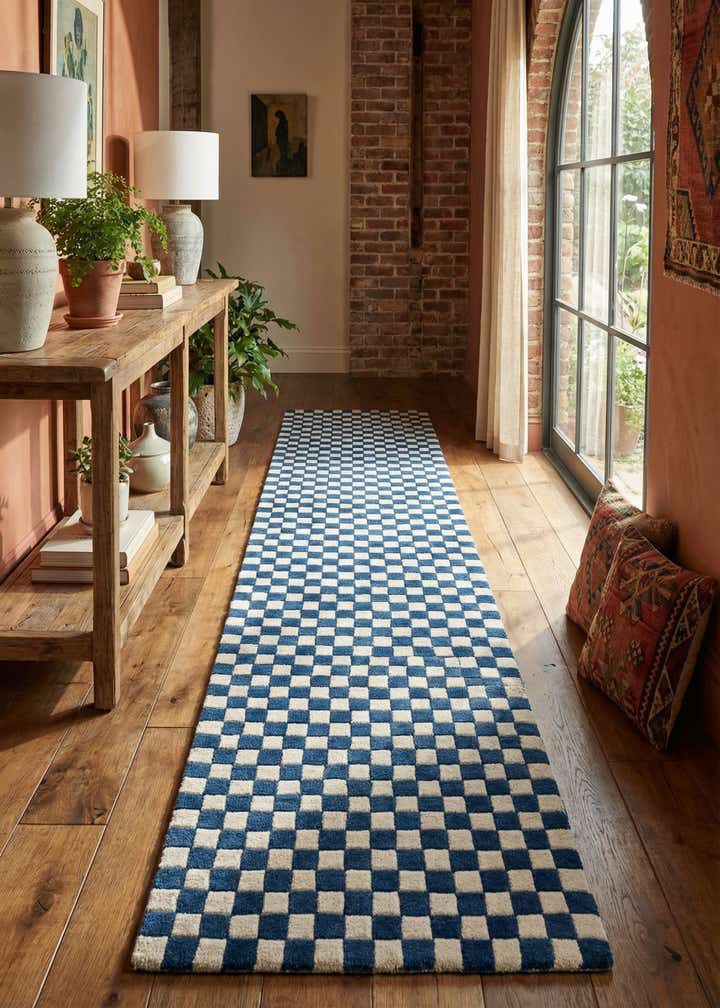 2' 7 x 12' Hand Tufted Wool Runner Rug