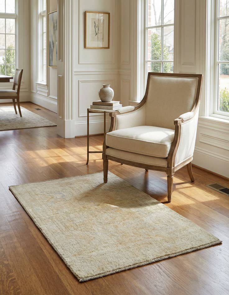 Detail image of 3' 2 x 5' 3 Hand Knotted Oushak Wool Rug