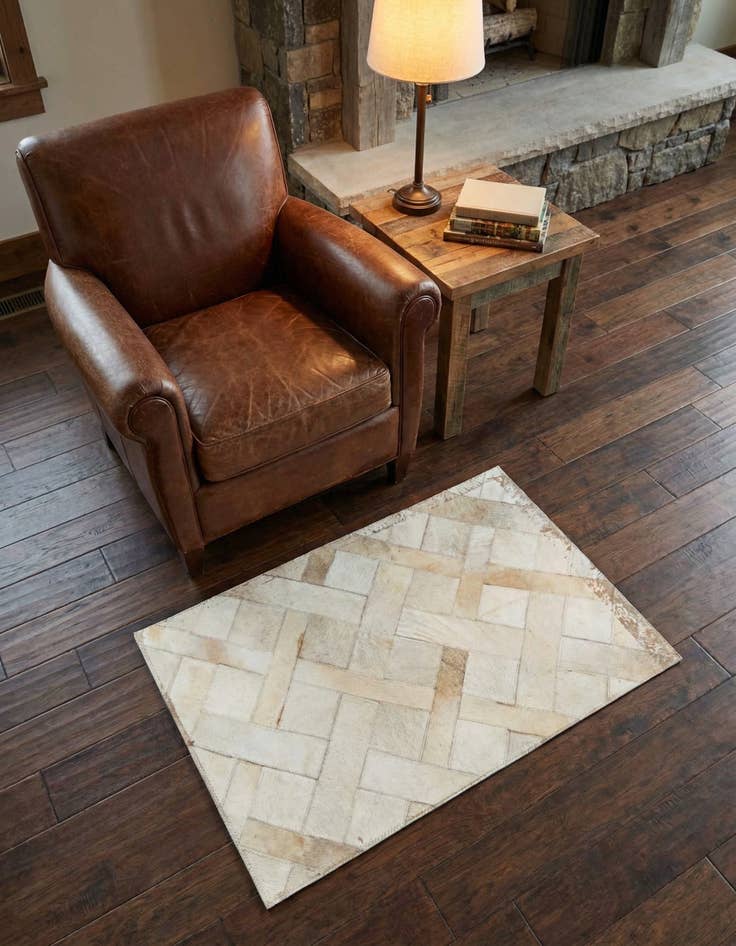 Detail image of 2' x 3' 1 Cowhide Rug