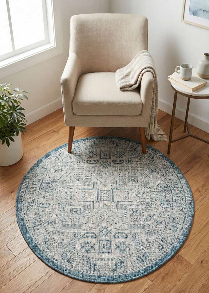 3' x 3' Easy-Clean Aztec Indoor / Outdoor Round Rug