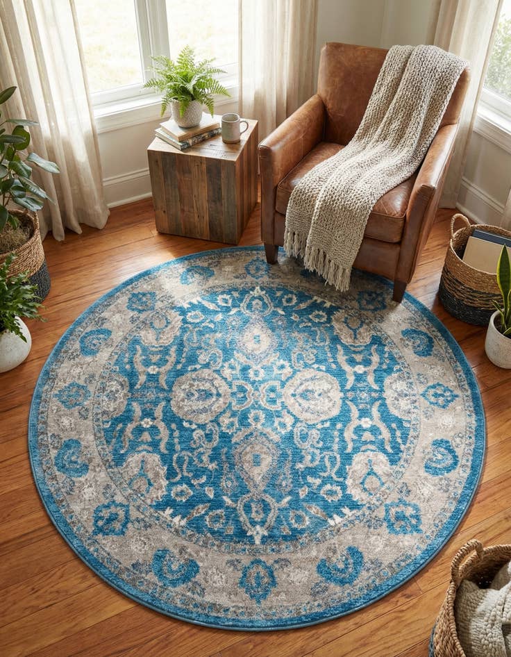 Detail image of 5' x 5' Vienna Round Rug