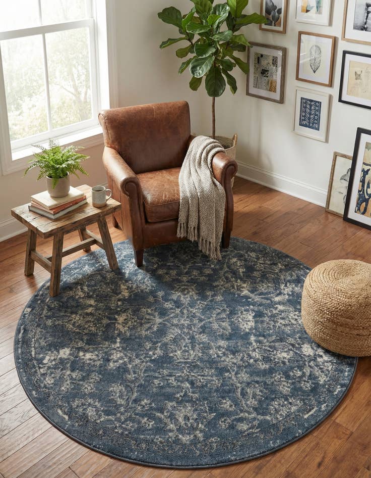 Detail image of 5' 3 x 5' 3 Oregon Round Rug