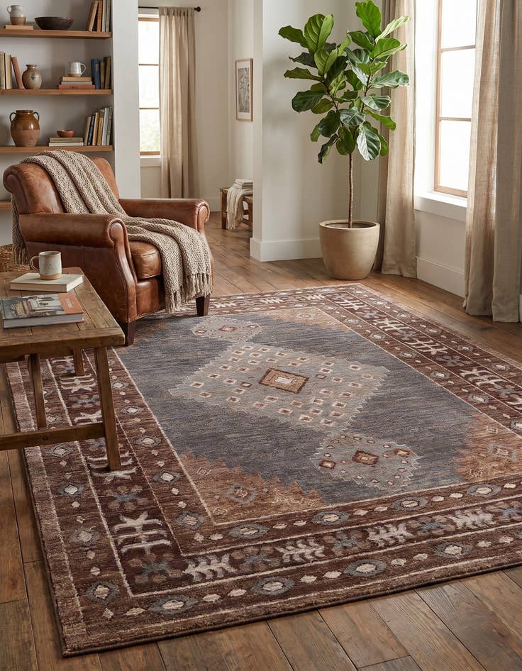 Detail image of 9' x 12' 6 Grand Tradition Rug