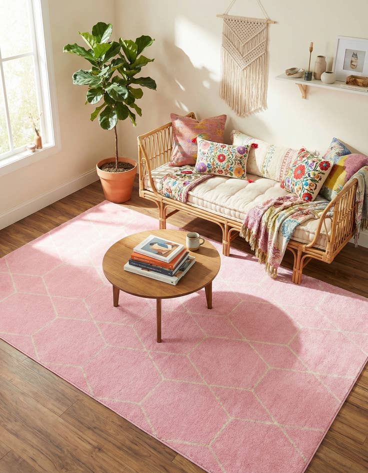 Detail image of 7' x 10' Trellis Frieze Rug