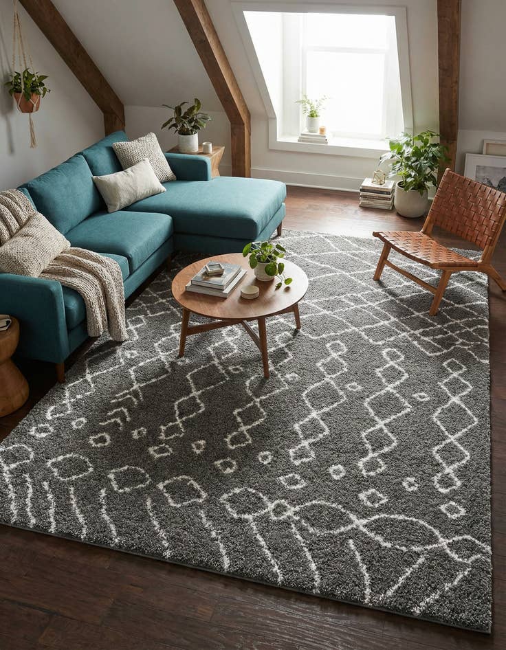 Detail image of 7' 10 x 10' Moroccan Shag Rug