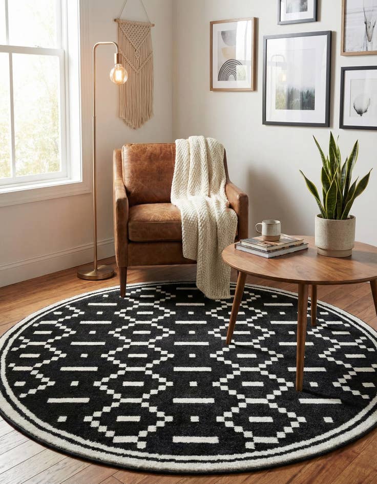 Detail image of 5' x 5' Oslo Round Rug