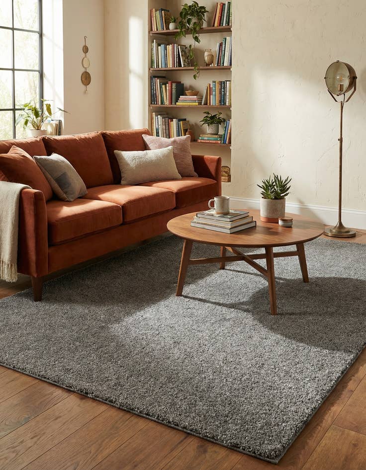 Detail image of 6' x 9' Solid Frieze Rug