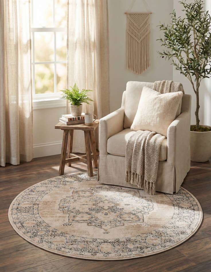 Detail image of 4' x 4' Oregon Round Rug