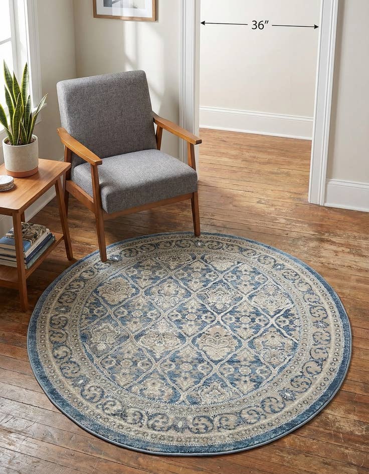 Detail image of 4' x 4' Vienna Round Rug