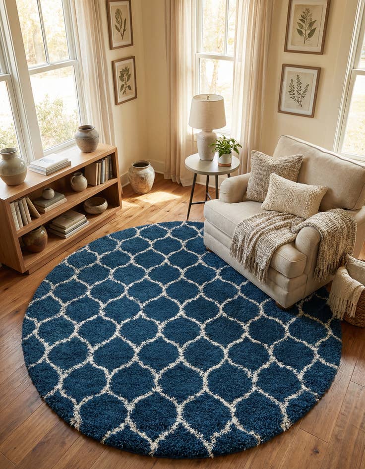 Detail image of  10' x 10' Lattice Shag Round Rug