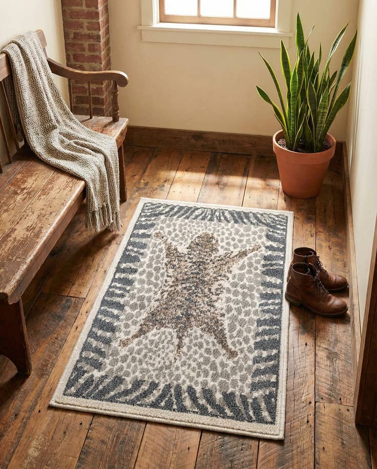 Detail image of 2' x 3' Savannah Rug
