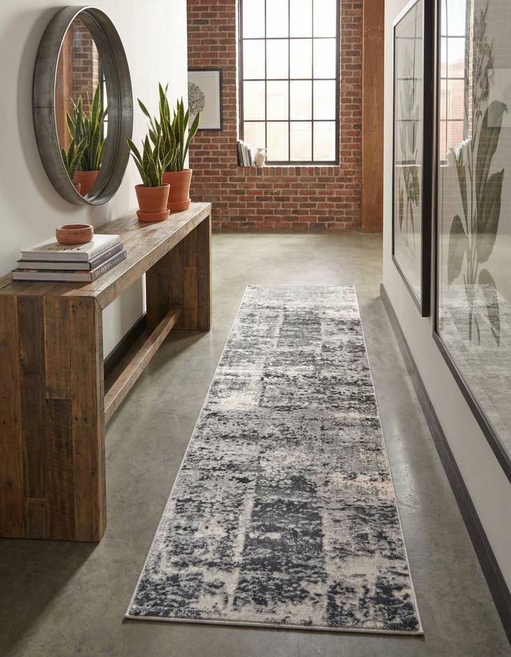 Detail image of 2' x 8' Finsbury Runner Rug