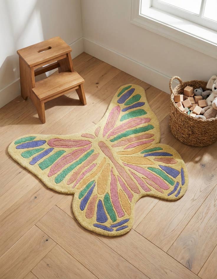 Detail image of 2' 7 x 2' 11 Playtime Kids Wool Freeform Rug