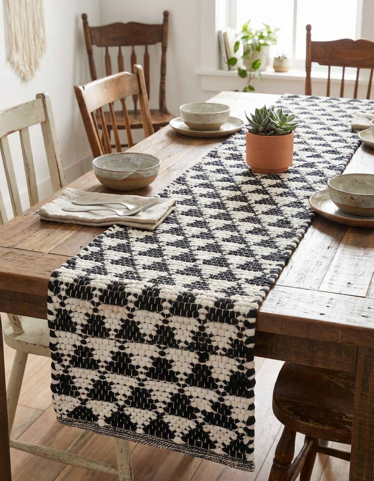 Detail image of 1' 2 x 6' 1  Hand Woven Chindi Jute Table Runner Rug