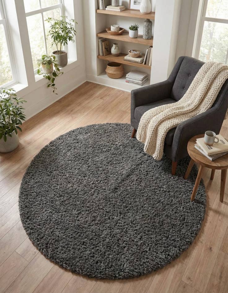 Detail image of 6' x 6' Solid Shag Round Rug
