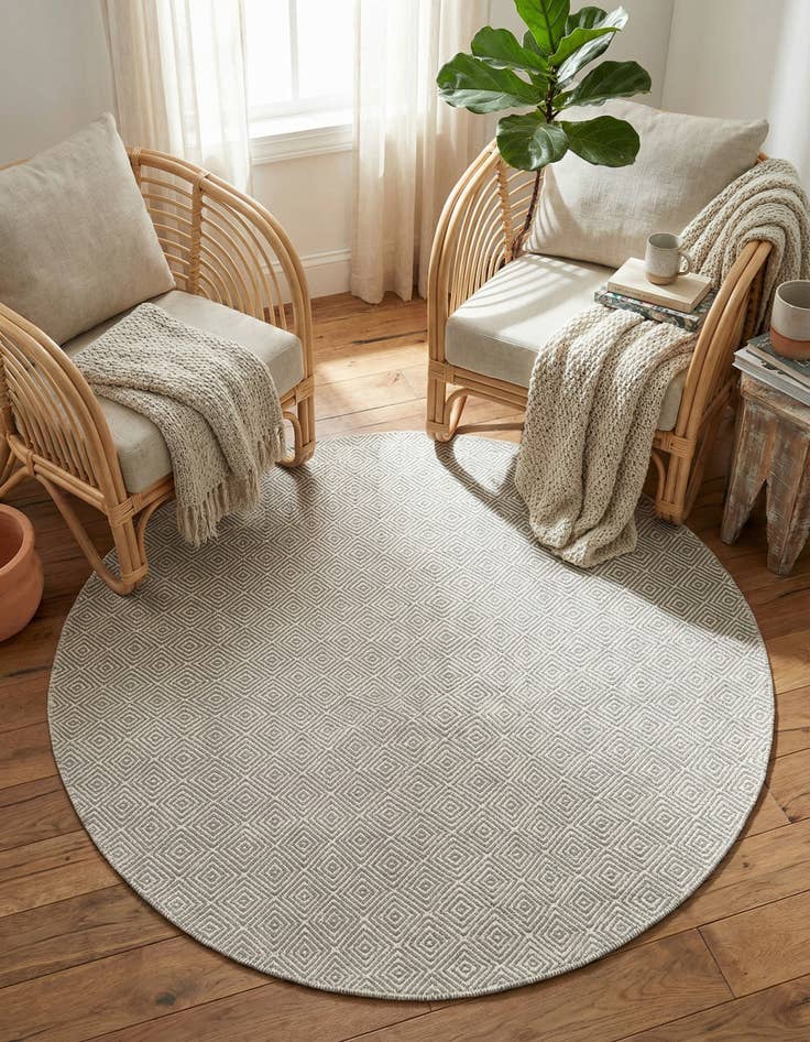 Detail image of 6' 1 x 6' 1 Hand Woven Geo Trellis Flatweave Round Rug