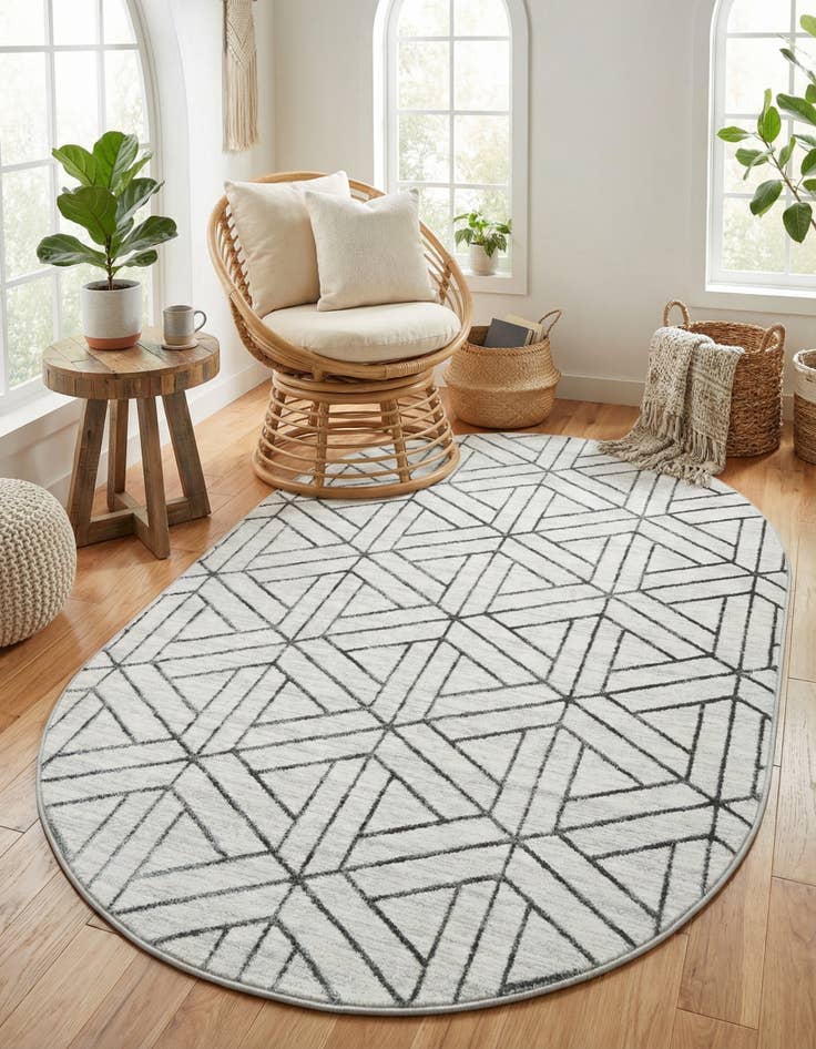 Detail image of 5' 3 x 8' Lattice Trellis Oval Rug