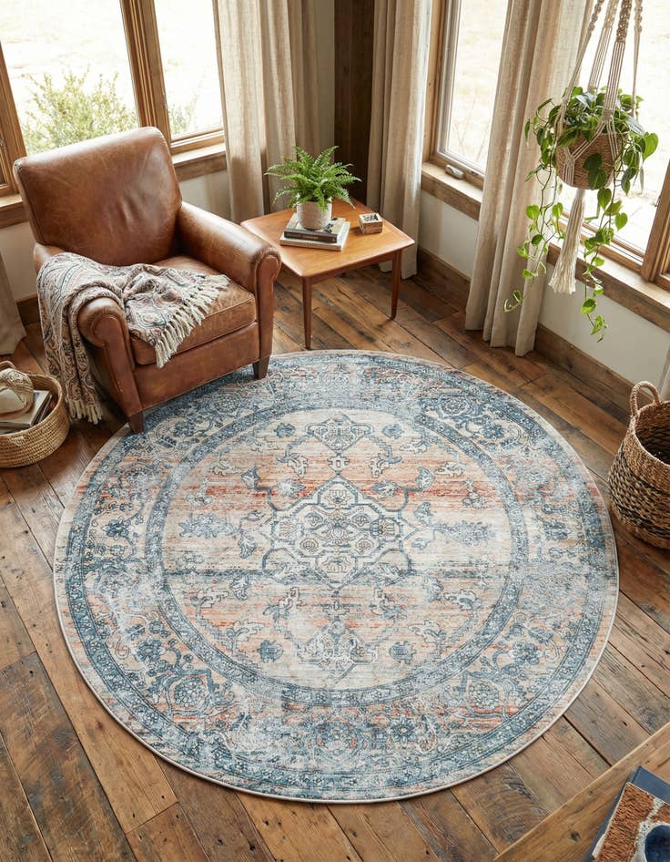 Detail image of 5' 3 x 5' 3 Newport Round Rug