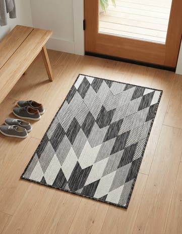 2' x 3' Easy-Clean Modern Indoor / Outdoor Rug