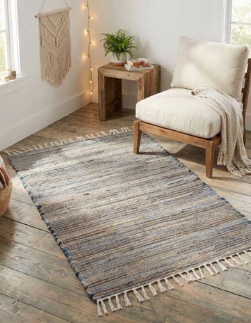 3' 3 x 5' 1 Hand Woven Chindi Jute Rug