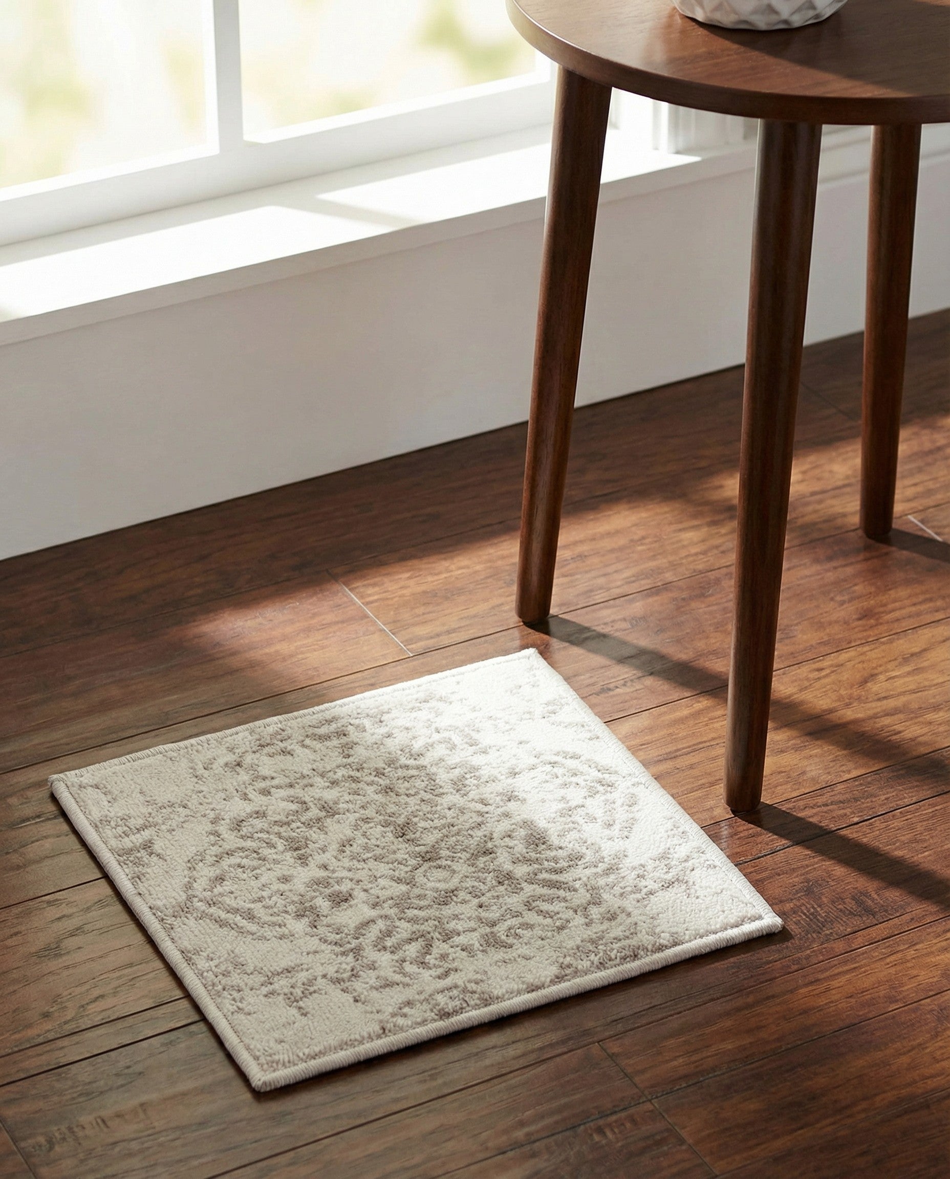 1' 4 x 1' 4 Oxford Sample Rug