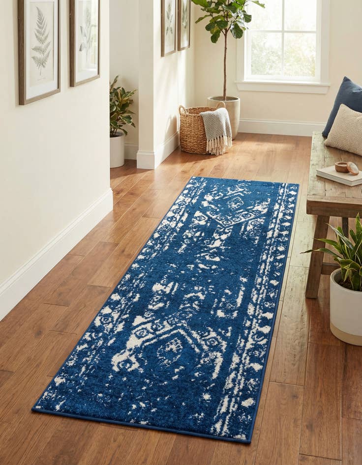 Detail image of 2' x 6' Lennon Runner Rug