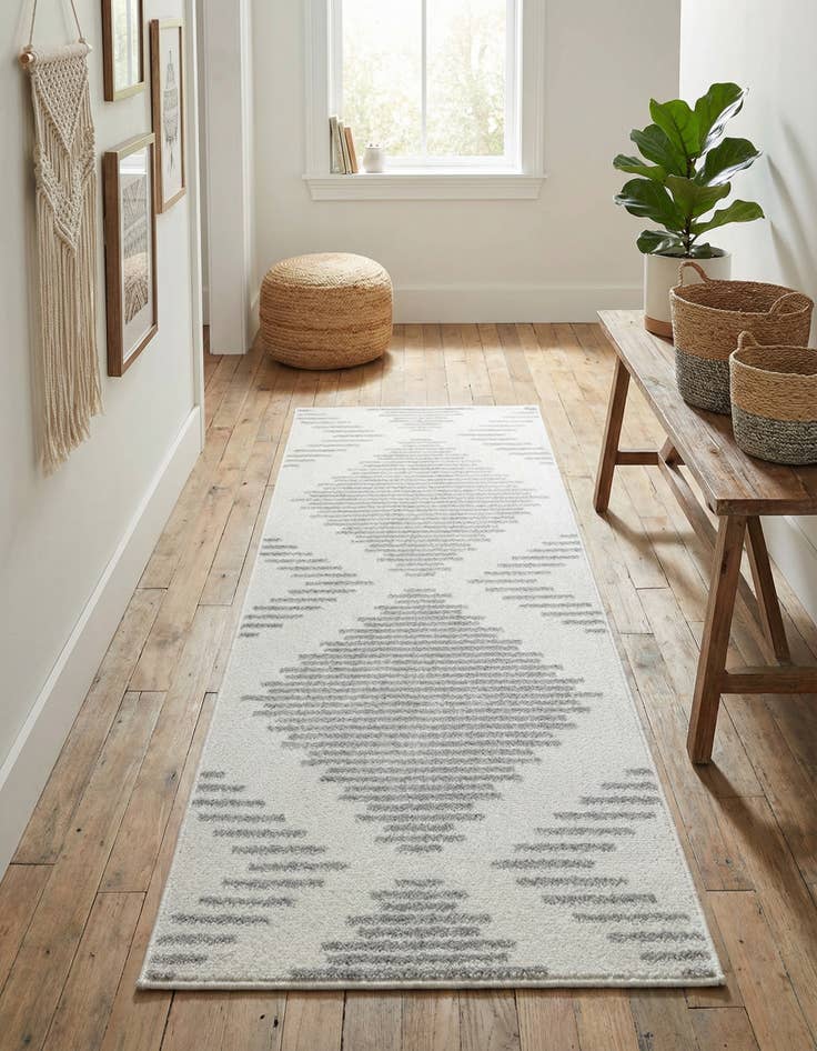 Detail image of 2' x 5' 3 Kai Runner Rug