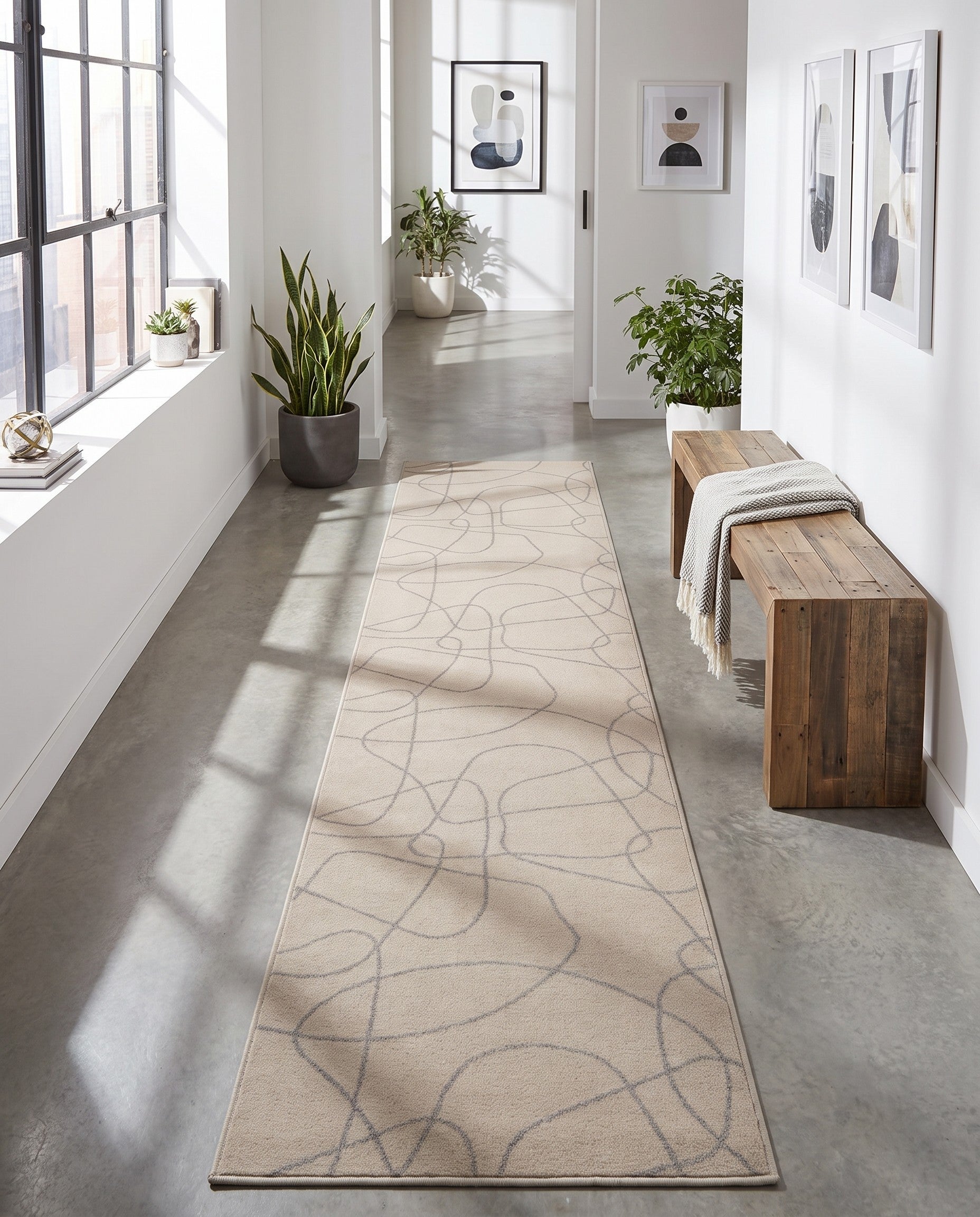 2' 7 x 10' Contour Runner Rug